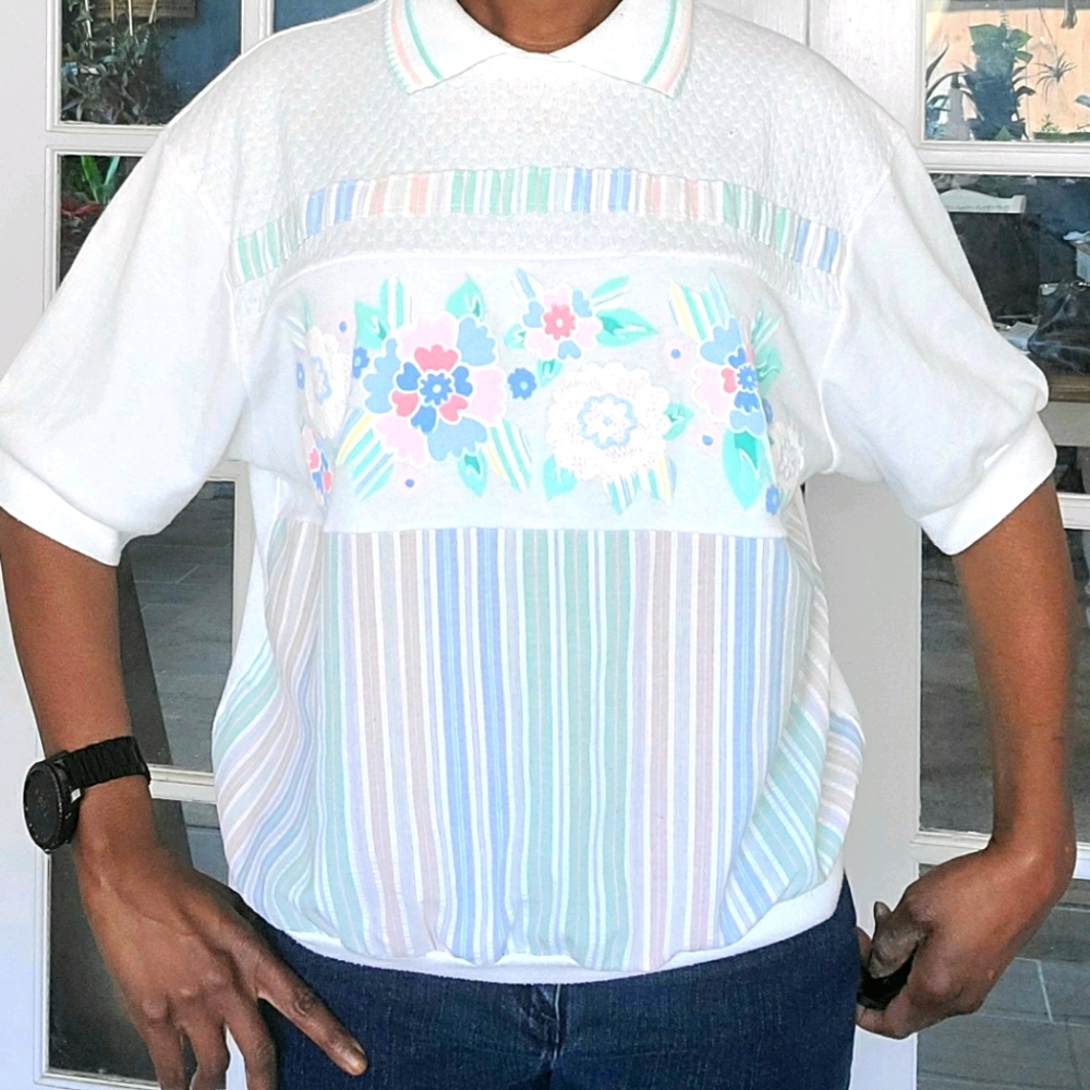Adorable, cottage core inspired polo-style top!